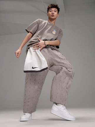 Nike耐克官方AIR FORCE 1 '07空军一号男子运动小白鞋情侣CW2288